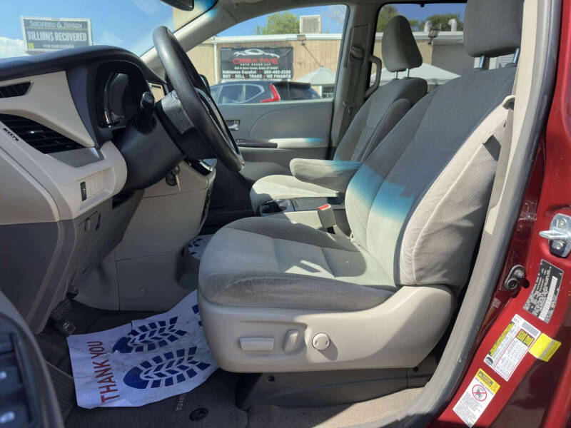 2015 Toyota Sienna