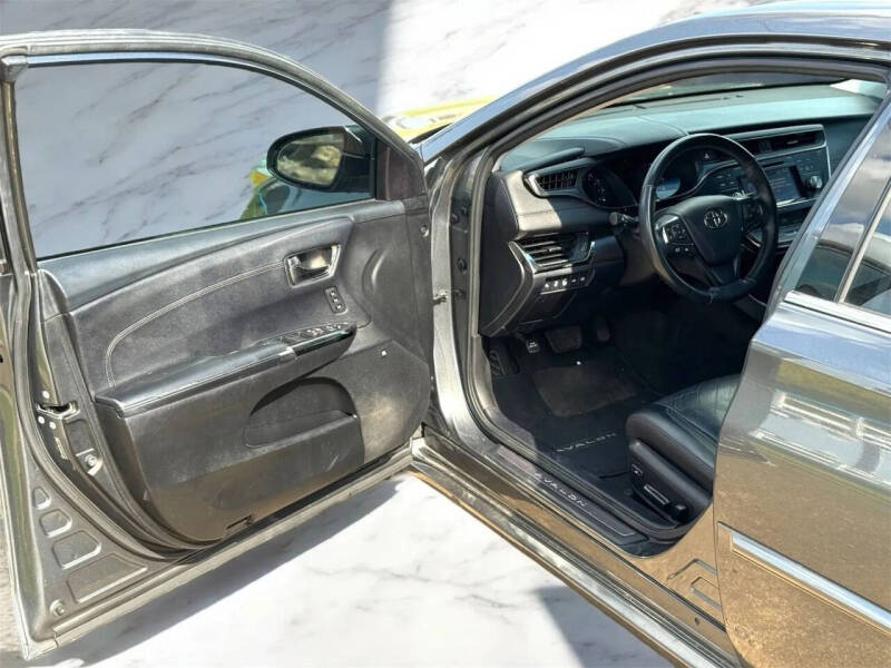 2017 Toyota Avalon Limited