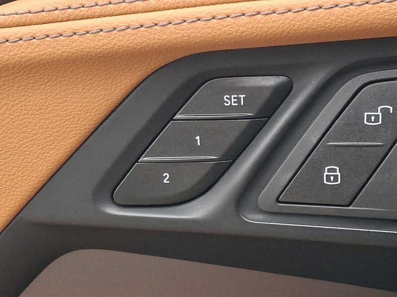 2025 BMW 2 Series 230i xDrive