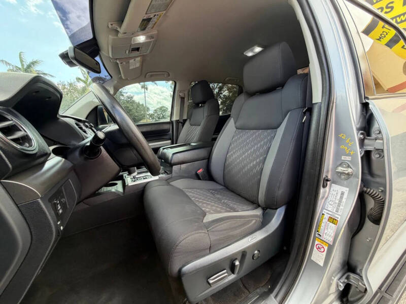 2018 Toyota Tundra SR5