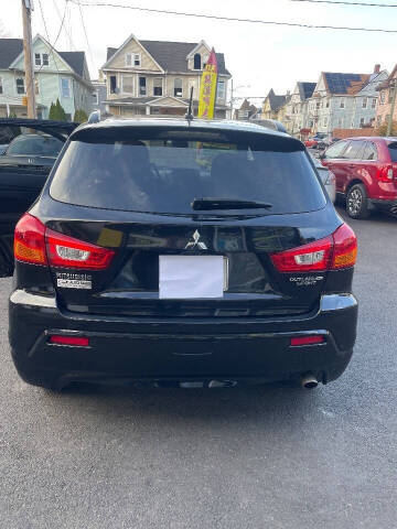 2011 Mitsubishi Outlander Sport SE