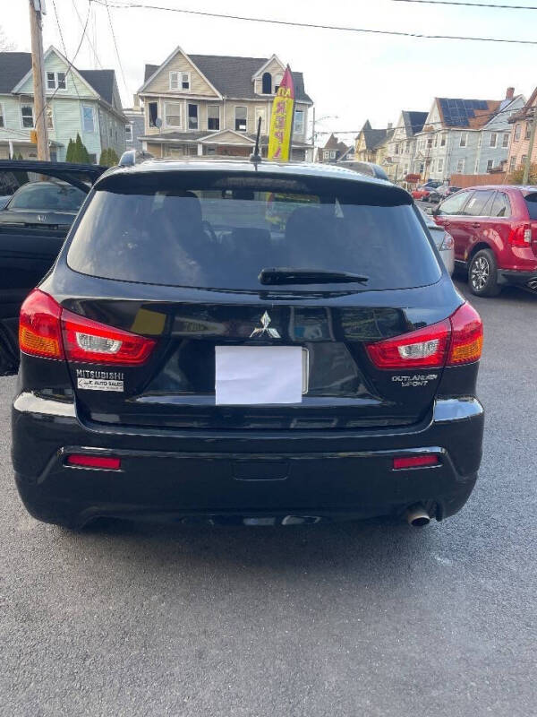 2011 Mitsubishi Outlander Sport SE