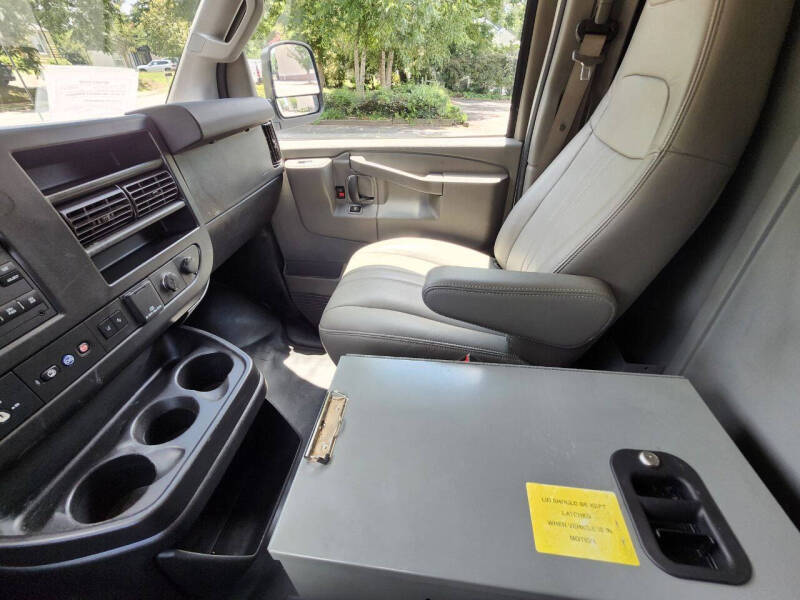 2020 Chevrolet Express 3500