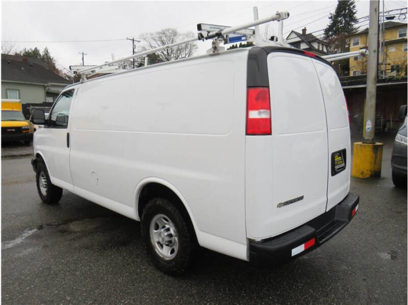 2020 Chevrolet Express 2500