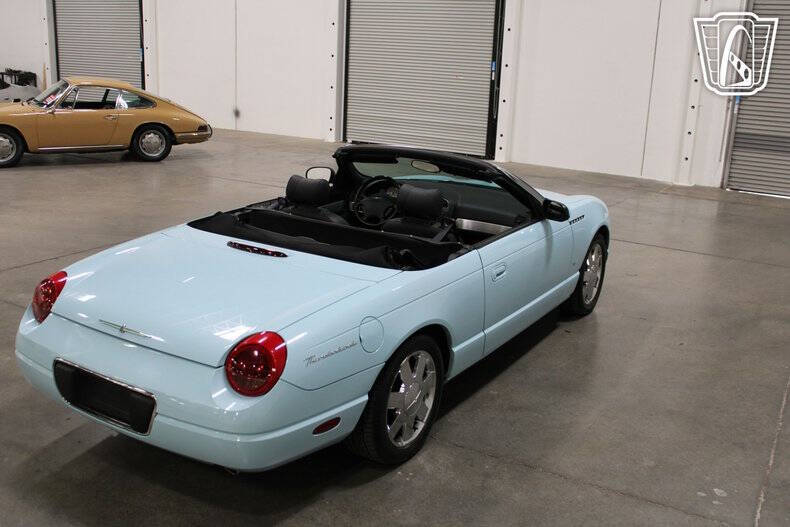 2003 Ford Thunderbird