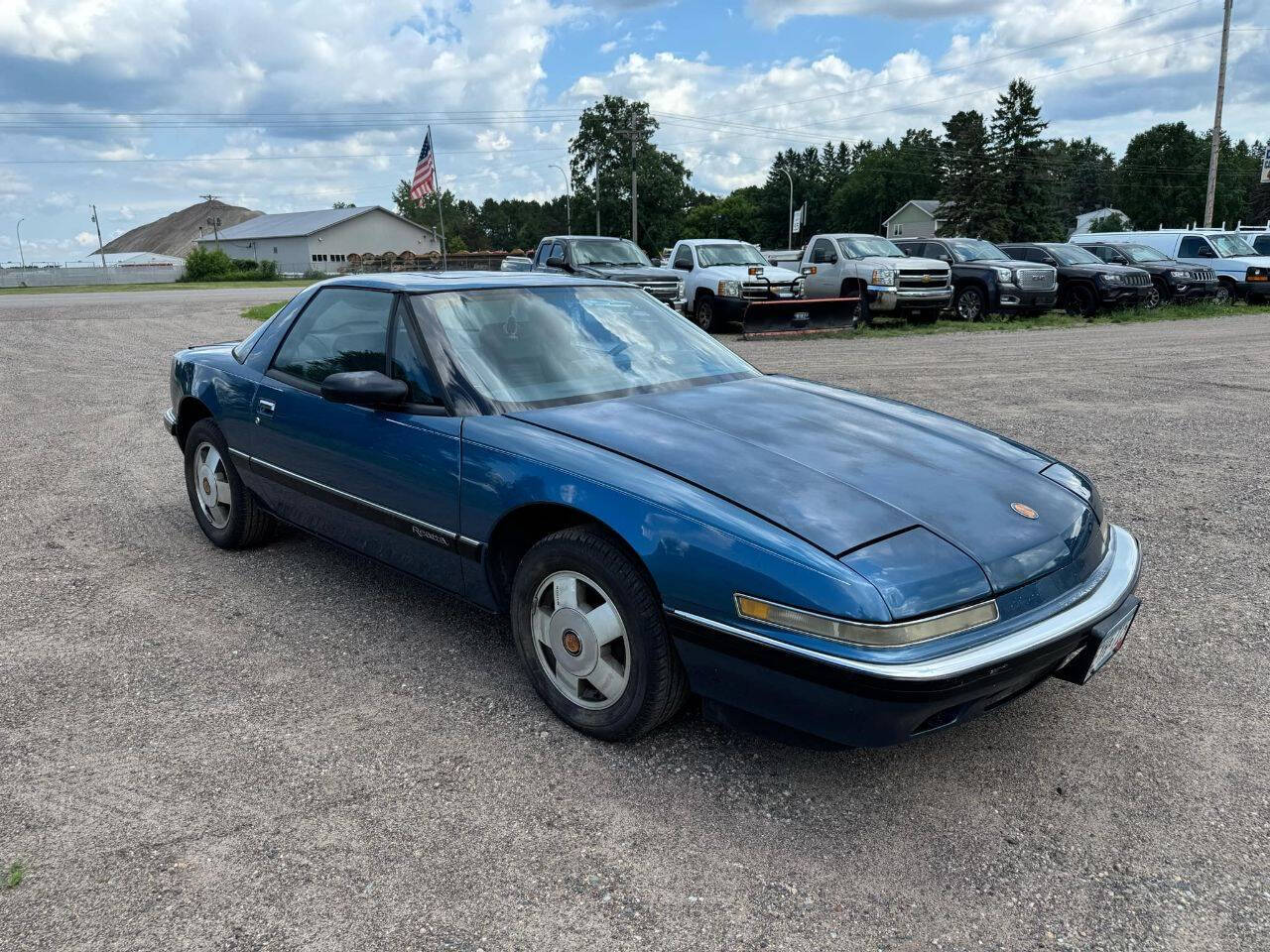 Blue 1989 Buick Reatta Base 2dr Coupe 2