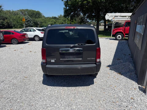 2011 Dodge Nitro Shock