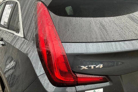 2021 Cadillac XT4 Premium Luxury