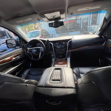 2016 Cadillac Escalade ESV Standard