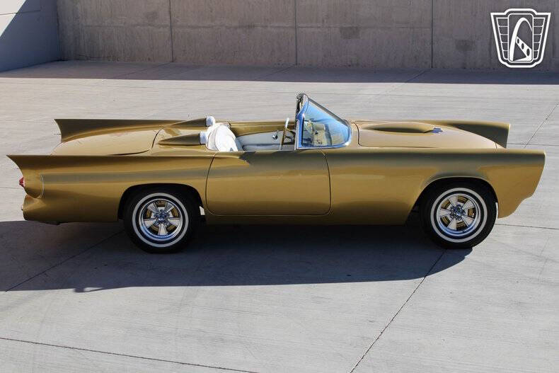 1957 Ford Thunderbird