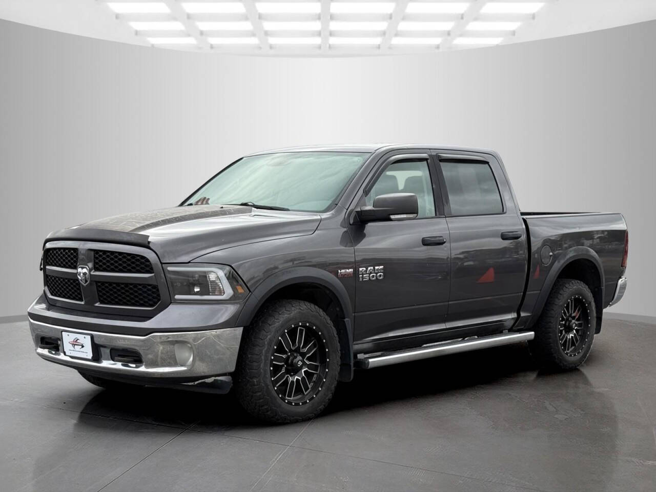 2015 Ram 1500 for sale at Used Cars Toledo in Oregon, OH