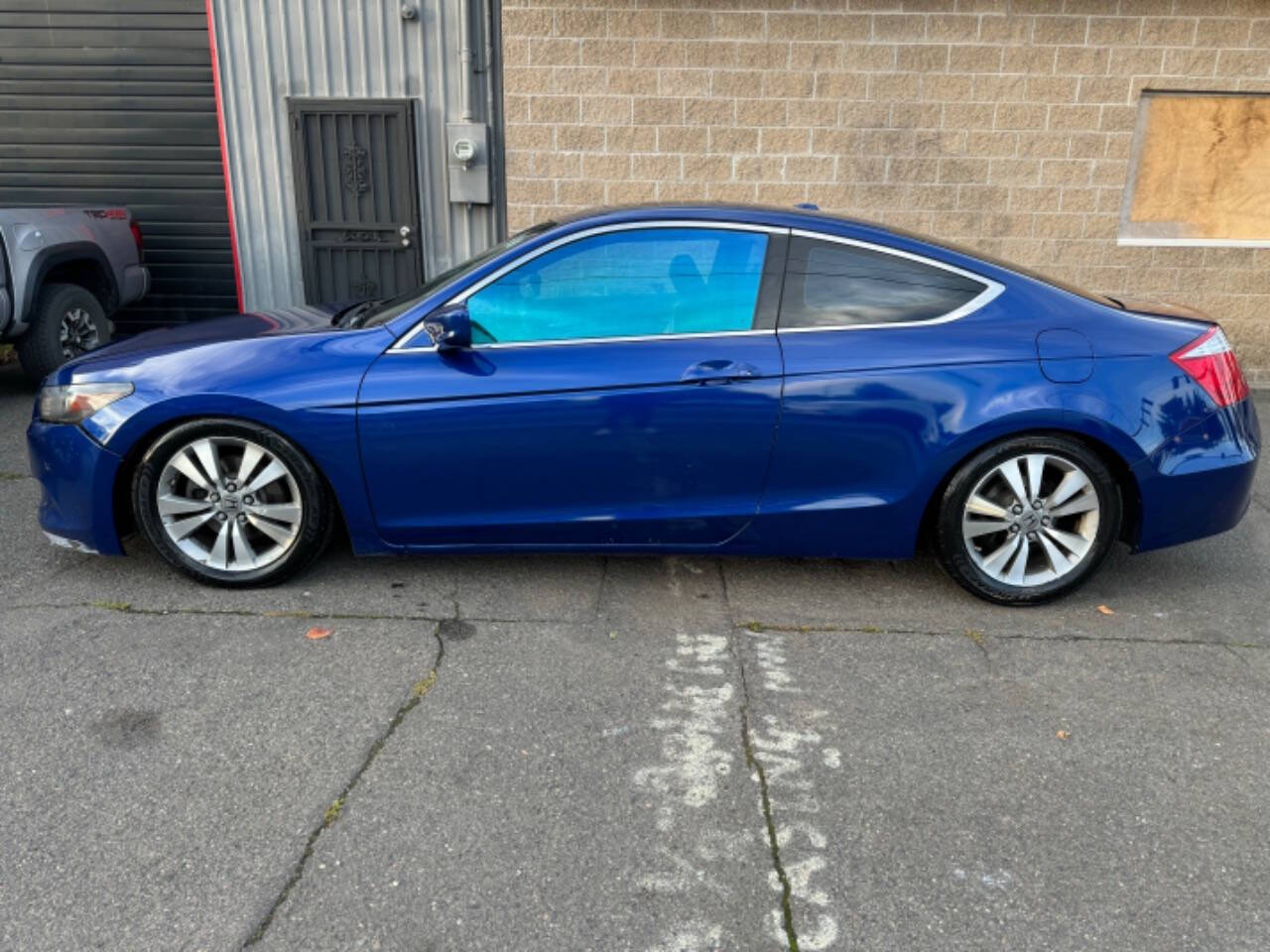 2008 Honda Accord for sale at Carz Connect LLC in Portland, OR