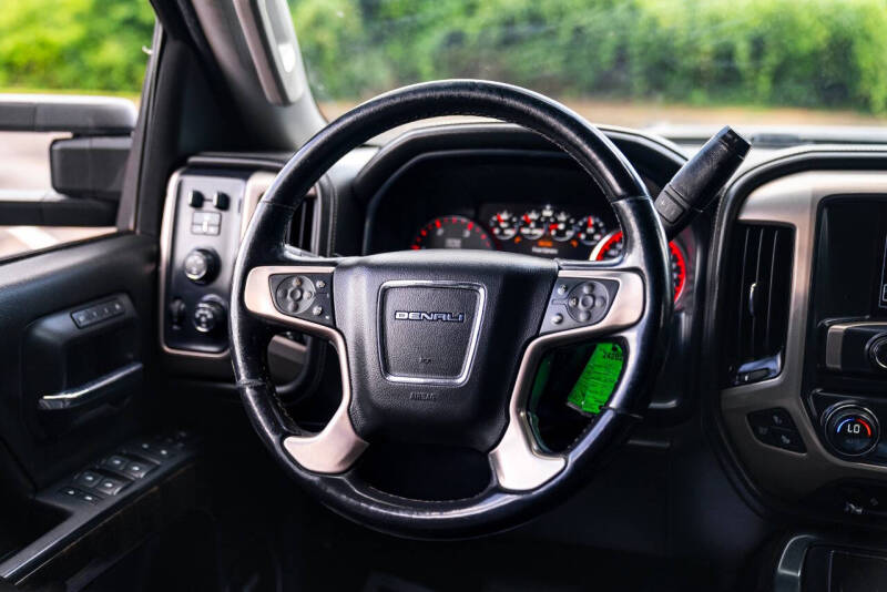 2015 GMC Sierra 3500HD Denali