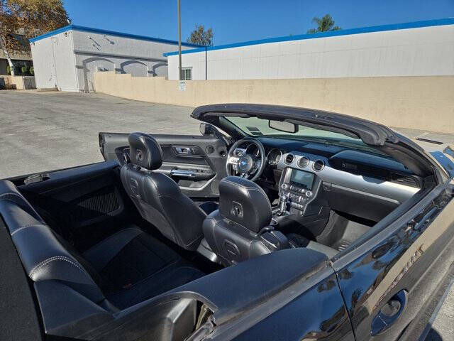 2020 Ford Mustang EcoBoost Premium