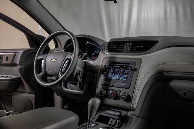 2017 Chevrolet Traverse LS