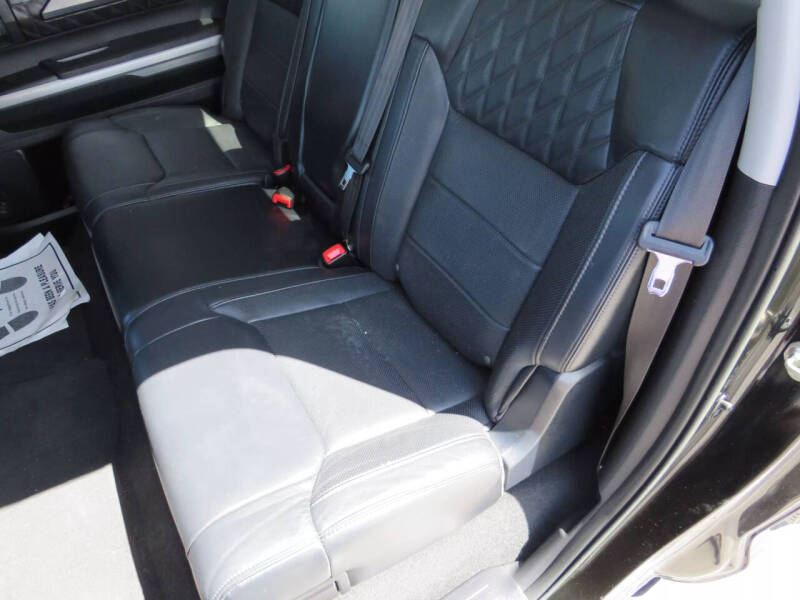 2017 Toyota Tundra Platinum