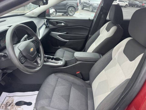 2025 Chevrolet Trax LS