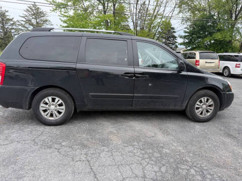 2012 Kia Sedona LX