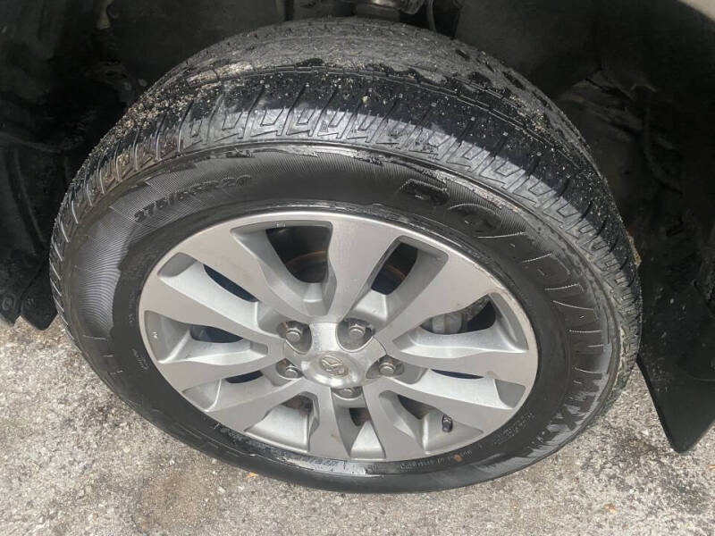 2012 Toyota Tundra Grade