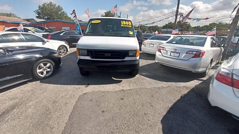 2005 Ford E-Series E-250
