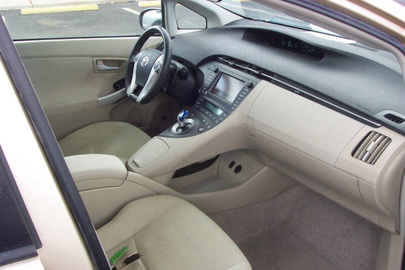 2010 Toyota Prius II