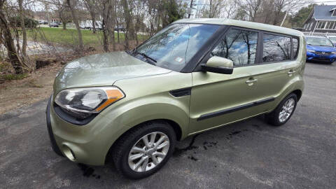 2012 Kia Soul +