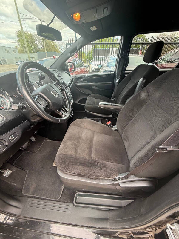 2016 Dodge Grand Caravan SE Plus