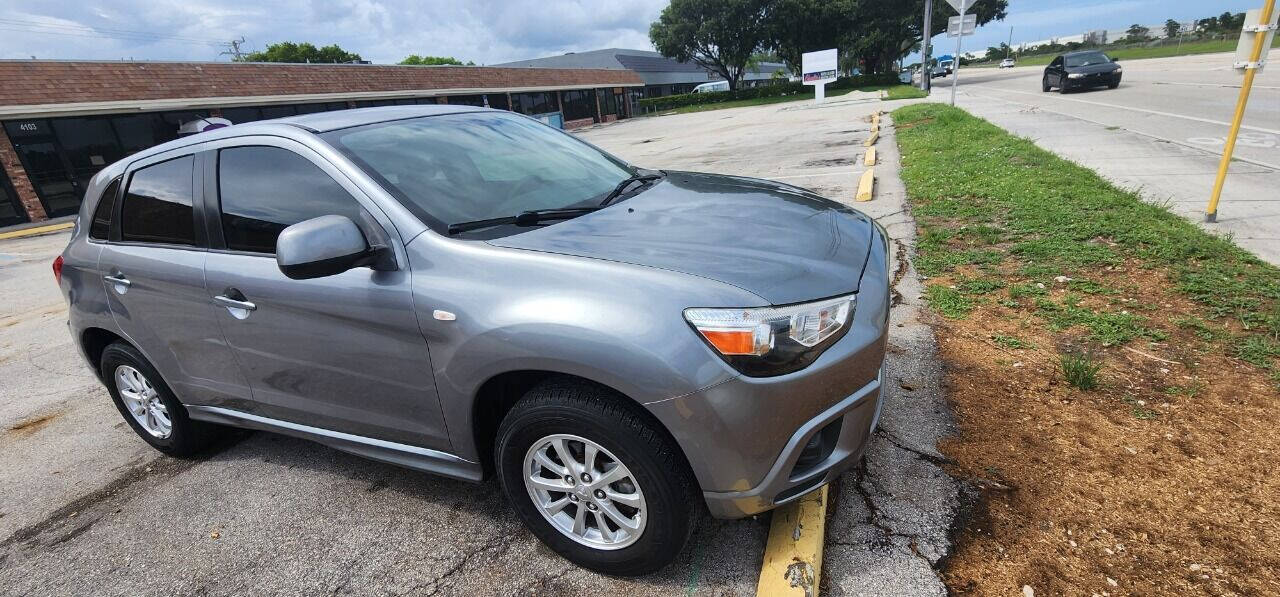 2011 Mitsubishi Outlander Sport Wagon - $6,950