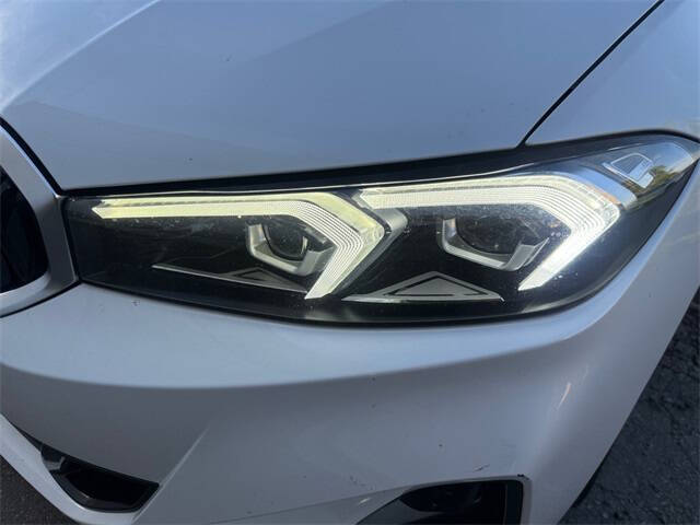 2024 BMW 3 Series 330i xDrive