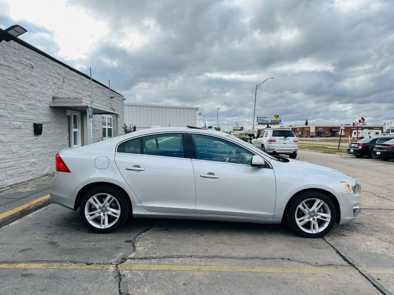 2015 Volvo S60 for sale at Atlas Auto Sales LLC in Lincoln, NE