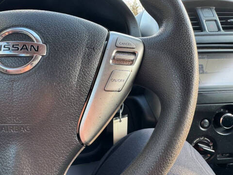 2016 Nissan Versa 1.6 SV