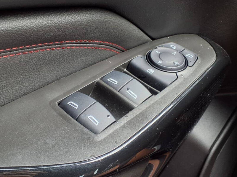 2025 Chevrolet Trax RS