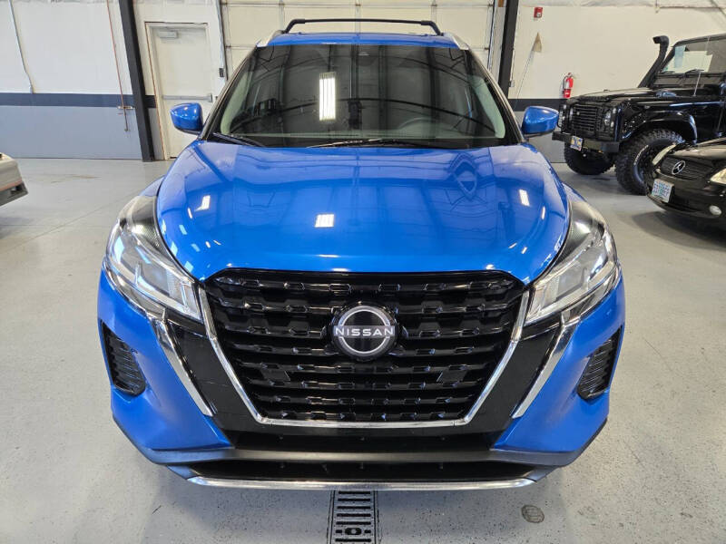 2022 Nissan Kicks SV