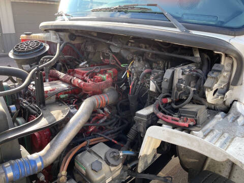 2012 Freightliner Business class M2