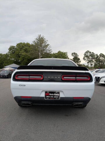 2018 Dodge Challenger SXT