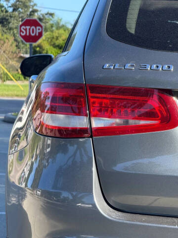 2017 Mercedes-Benz GLC GLC 300