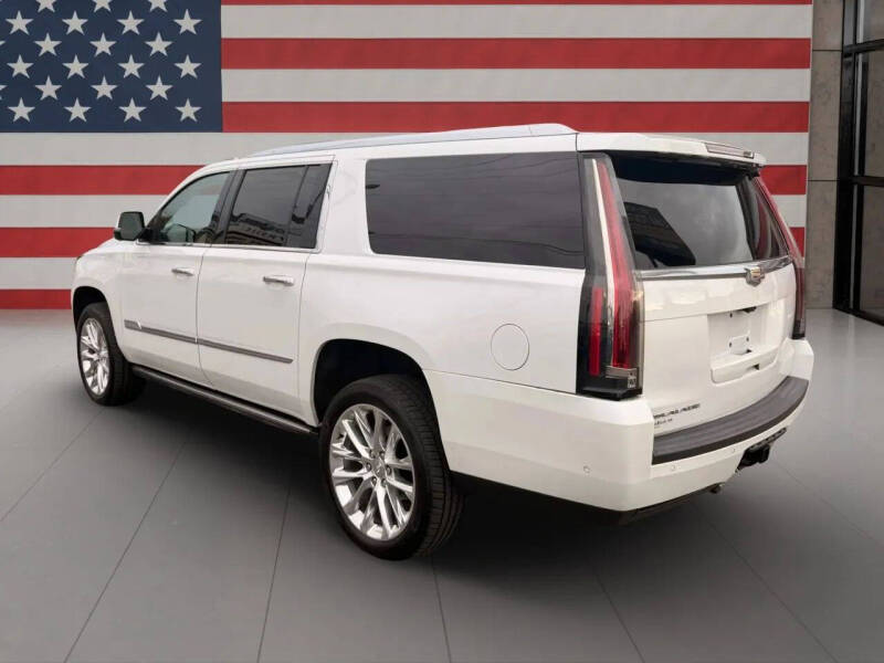 2017 Cadillac Escalade ESV Premium Luxury