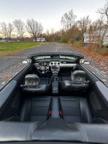 2017 Ford Mustang EcoBoost Premium