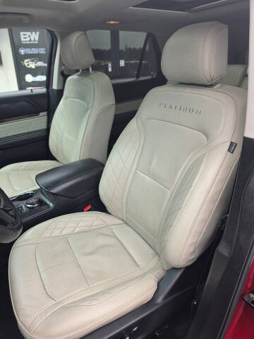 2017 Ford Explorer Platinum