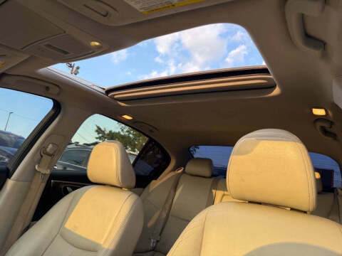 2015 Infiniti Q50