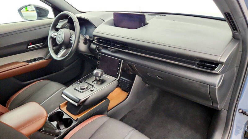 2022 Mazda MX-30 EV Premium Plus