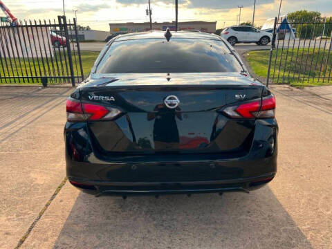 2021 Nissan Versa SV