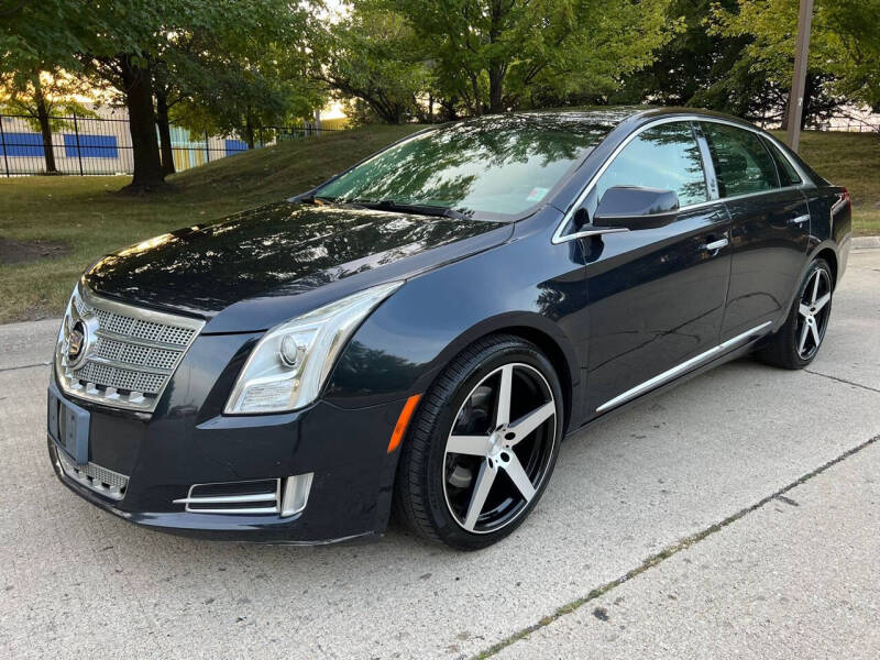 2013 Cadillac XTS for sale at Raptor Motors in Chicago IL