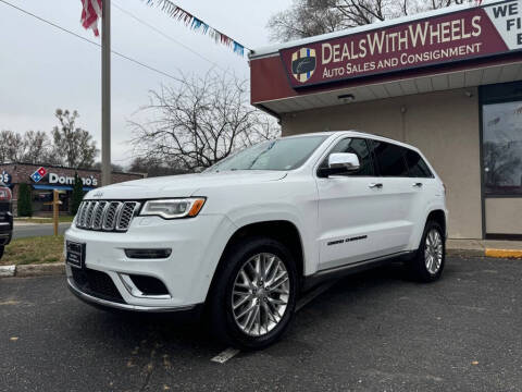 2018 Jeep Grand Cherokee for sale at Dealswithwheels in Hastings MN