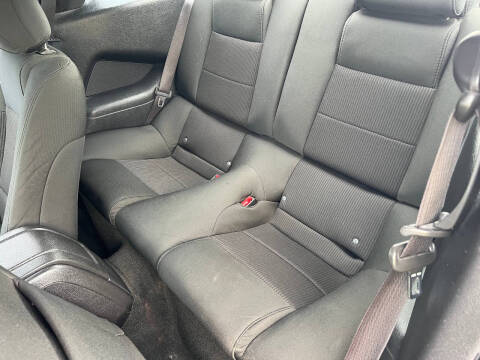 2014 Ford Mustang V6