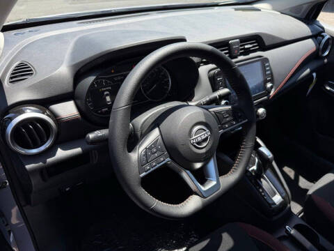 2025 Nissan Versa SR