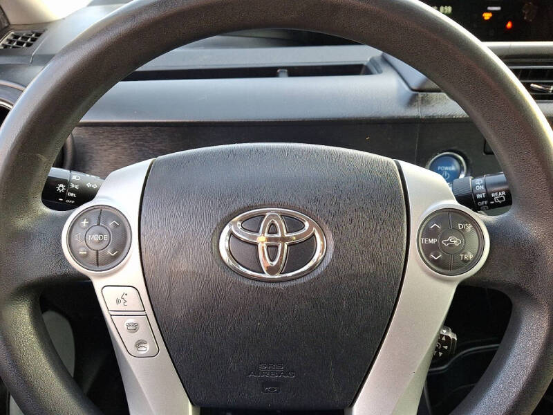 2013 Toyota Prius c Three