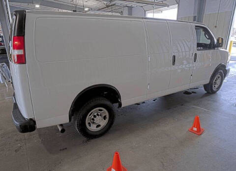 2020 Chevrolet Express 2500