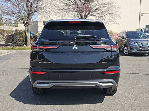 2025 Mitsubishi Outlander SEL Platinum Edition