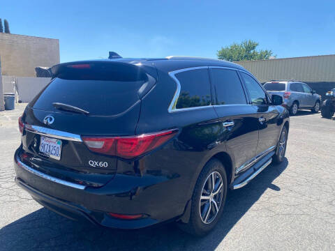2017 Infiniti QX60